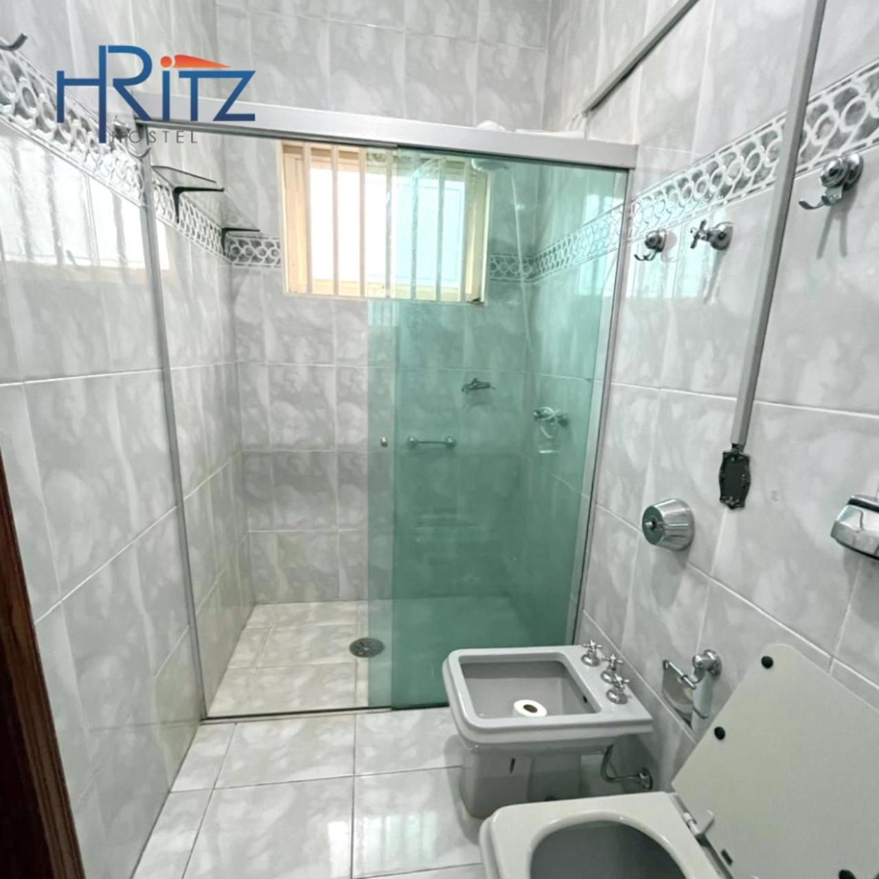 Ritz Hostel Арасатуба Екстер'єр фото